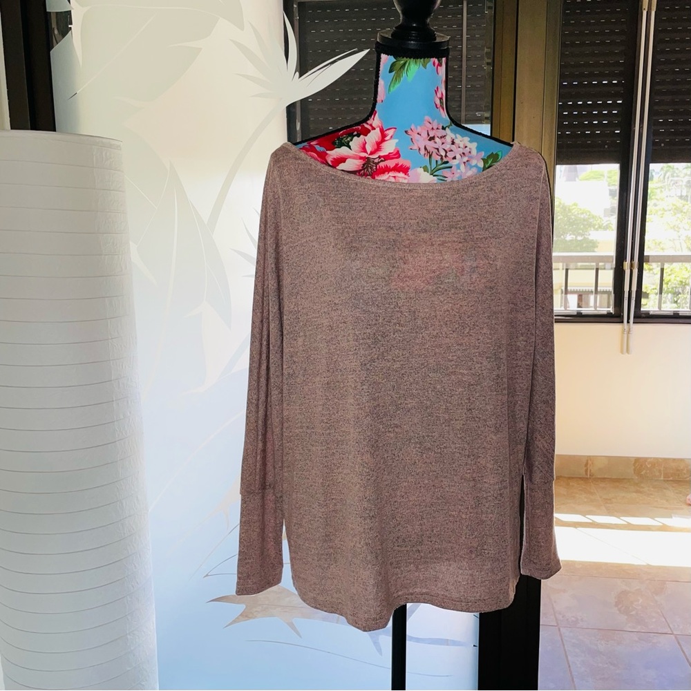 🎁3/$18🎁NWOT boat neck sweater S